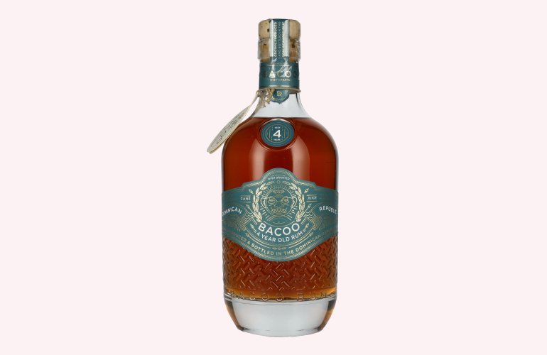Bacoo 4 Years Old Rum 40% Vol. 0,7l