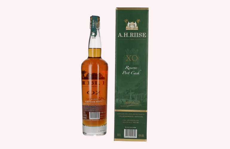 A.H. Riise X.O. Reserve Port Cask Superior Spirit Drink 45% Vol. 0,7l in Geschenkbox