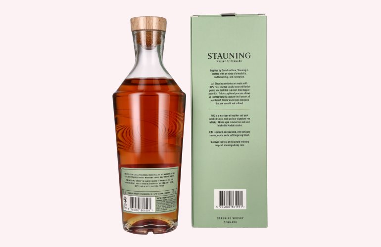 Stauning RØG Smoked Danish Whisky 43% Vol. 0,7l en boîte cadeau